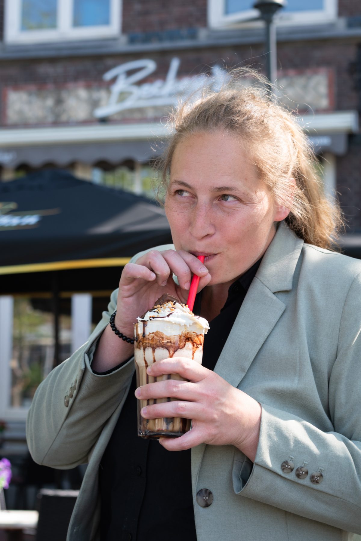 De ingang van Beckey's aan de Markt in Valkenswaard